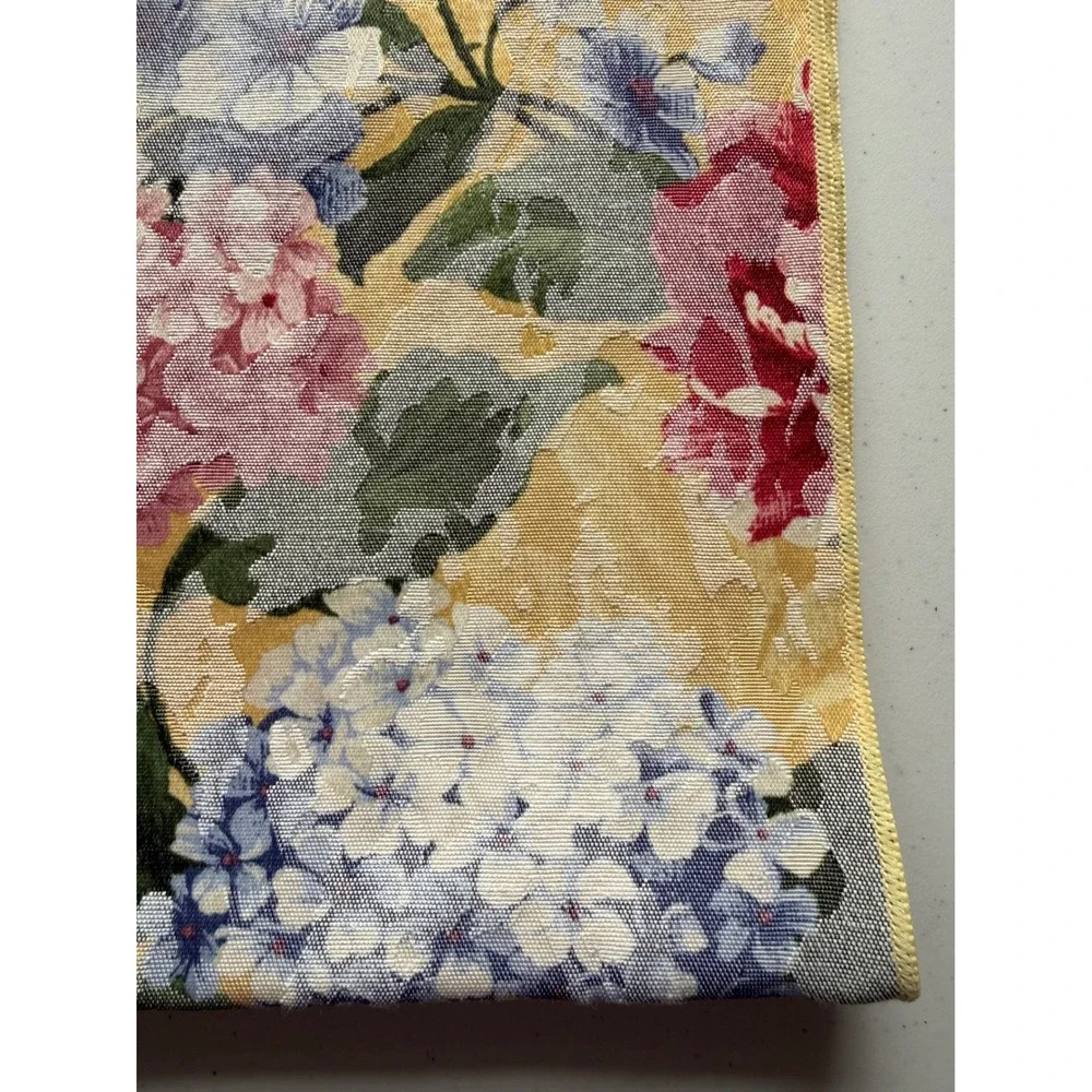 Vintage Floral Garden Tablecloth No Tag Approx 60